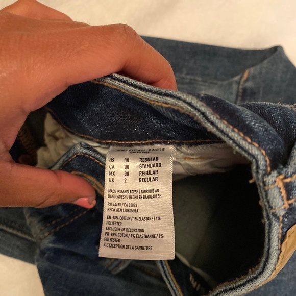 SOLD! American Eagle Stretch jeans - Picture 4 of 4